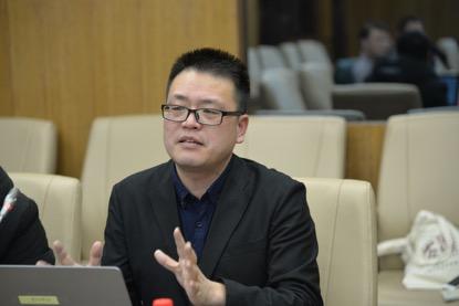 露出
副系主任吕志峰老师介绍“丽娃中文讲堂”情况