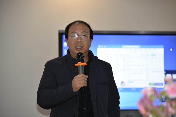 党委书记王庆华副教授致新年贺词 党委书记王庆华副教授致新年贺词